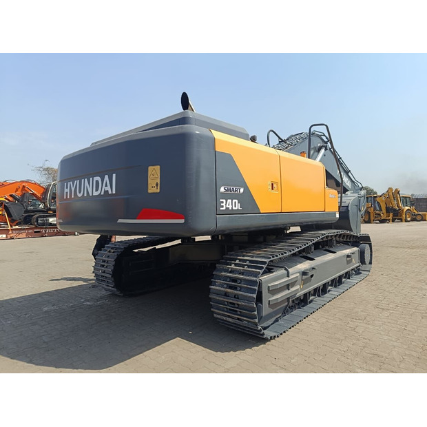 2025 Hyundai R340-45112704