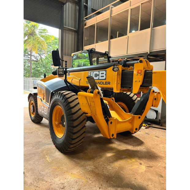 2025 جيه سي بي 530-110-45112707