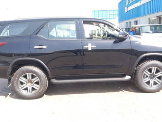 Image for CARS 2025 Toyota FORTUNER