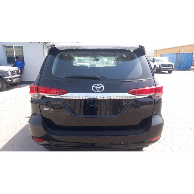 2025 Toyota FORTUNER-45112715
