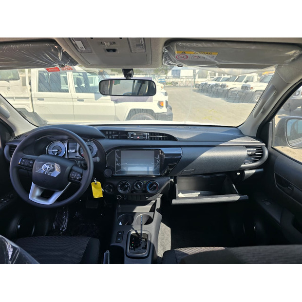 2025 Toyota HI-LUX-45112730