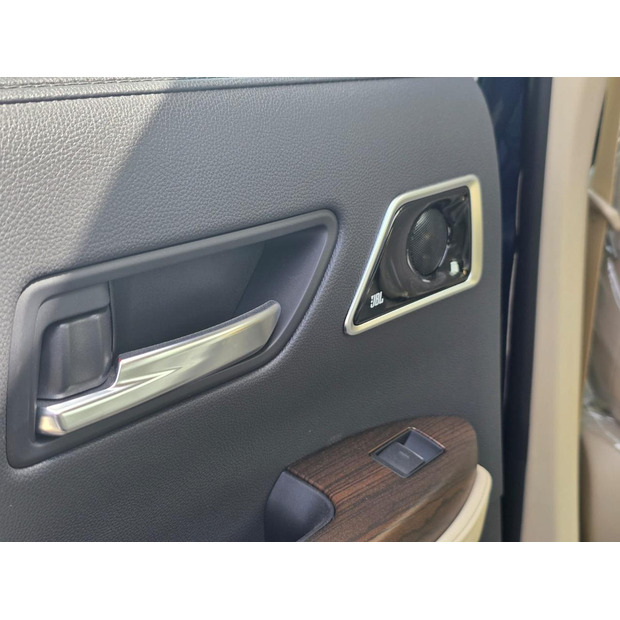 2024 Toyota LAND CRUISER-45112770