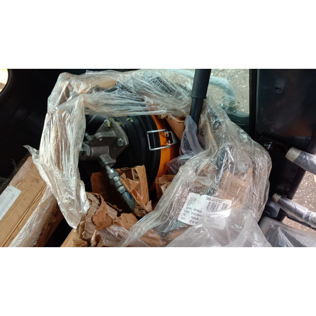 2025 Hyundai R210-45112800