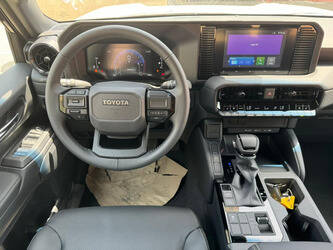 2025-toyota-prado-45112807