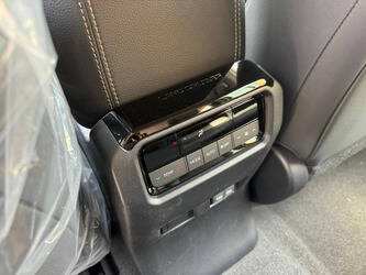 2025-toyota-prado-45112811