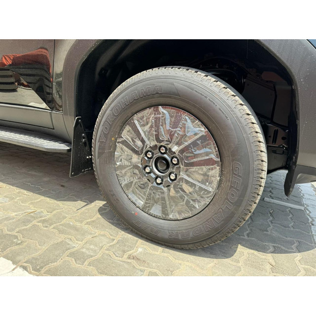 2025 Toyota Prado-45112817