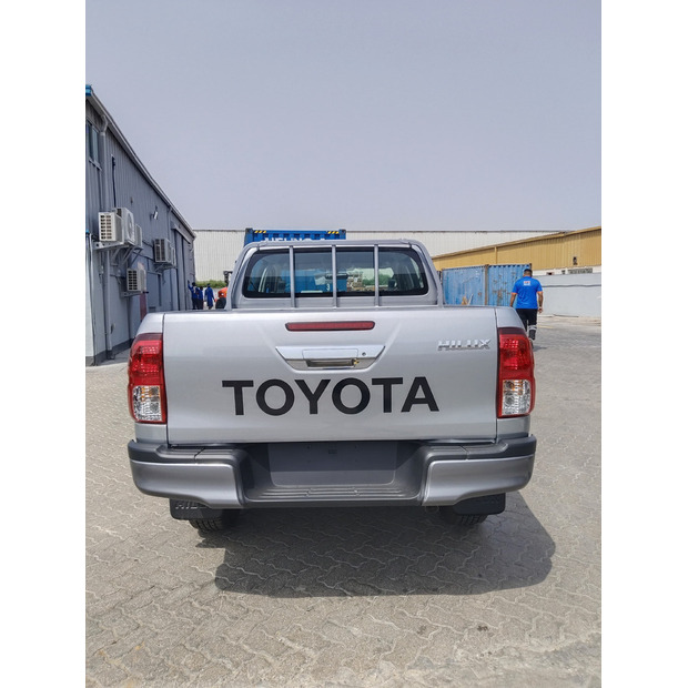 2025 Toyota Hilux-45112846