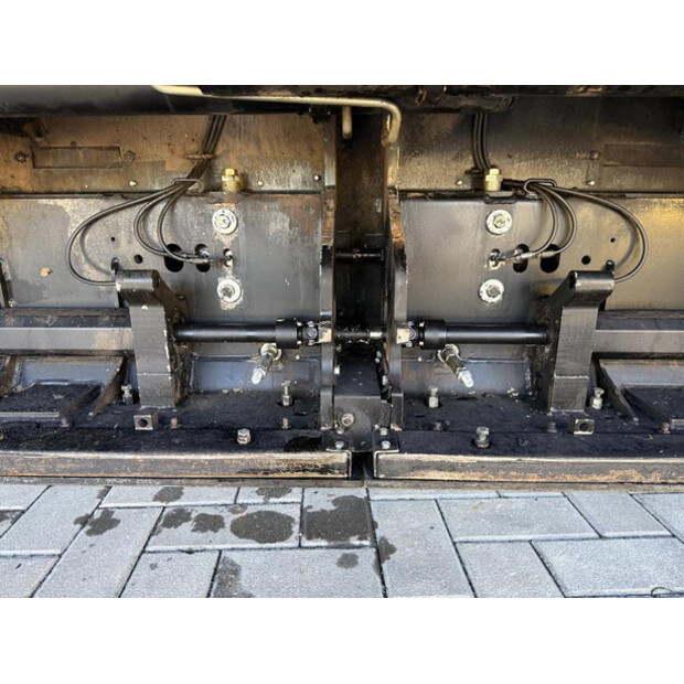 2012 ديناباك SD 2500 WS-45113013