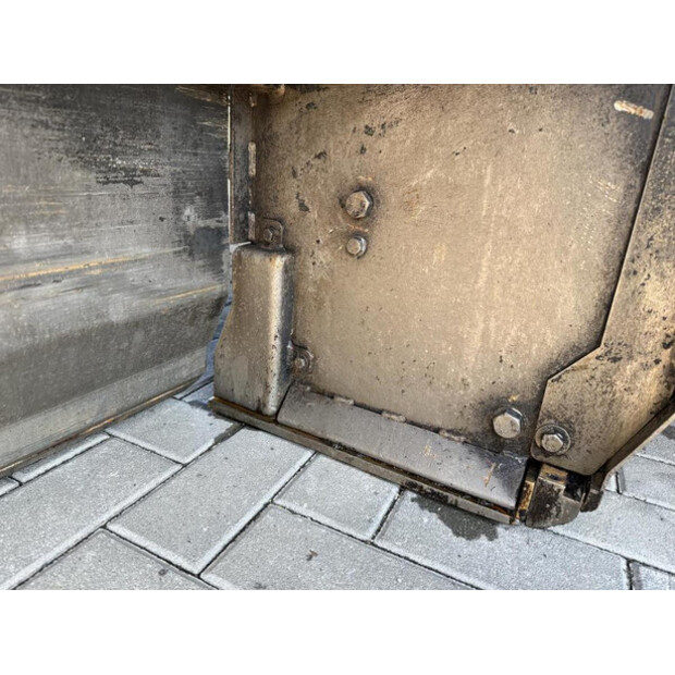 2012 ديناباك SD 2500 WS-45113021