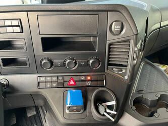 2025-mercedes-benz-arocs-4140-1323638-45113100