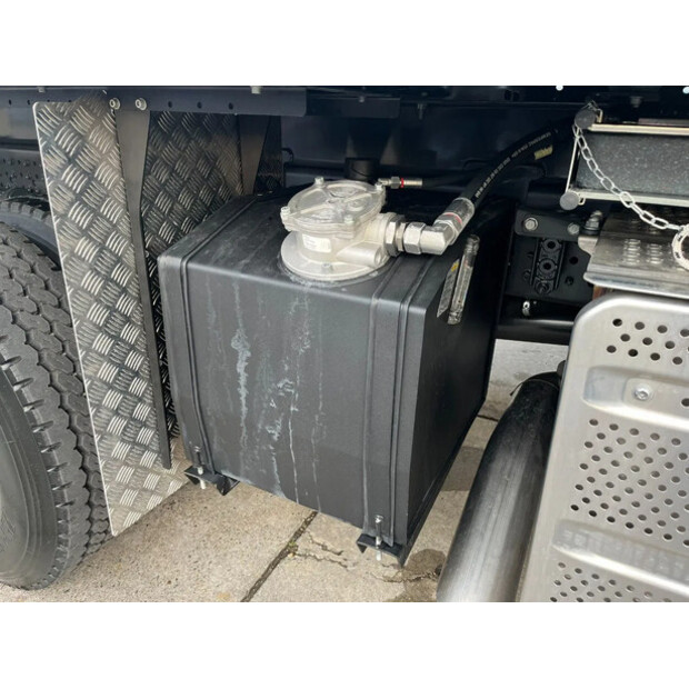 2025 Mercedes-Benz Arocs 4140-45113111