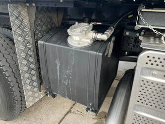 2025-mercedes-benz-arocs-4140-1323638-45113111