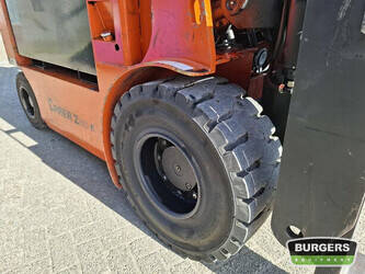 2002-carer-z65k-45113200