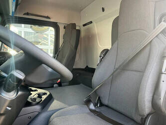 2025-mercedes-benz-arocs-3340-1409040-45113213