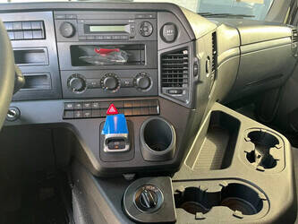 2025-mercedes-benz-arocs-3340-1409040-45113214