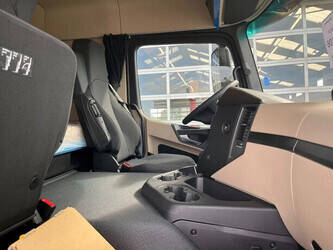 2025-mercedes-benz-arocs-4058-as-1409043-45113328