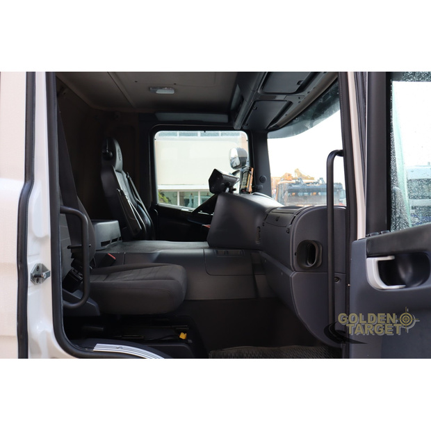 2014 Scania P370-45117862