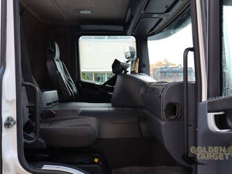 2014-scania-p370-1409143-45117862