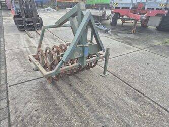 صورة ل معدات الزراعة والغابات أخرى