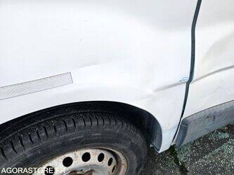 2005-renault-trafic-1409156-45127837