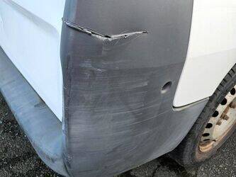 2005-renault-trafic-1409156-45127839