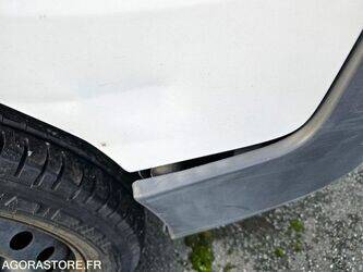 2005-renault-trafic-1409156-45127845