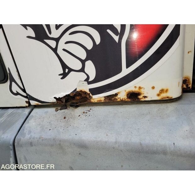 2001 ايفكو 190E24-45127859