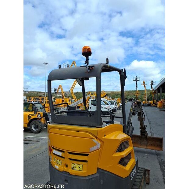 2017 فولفو ECR25D-45127901