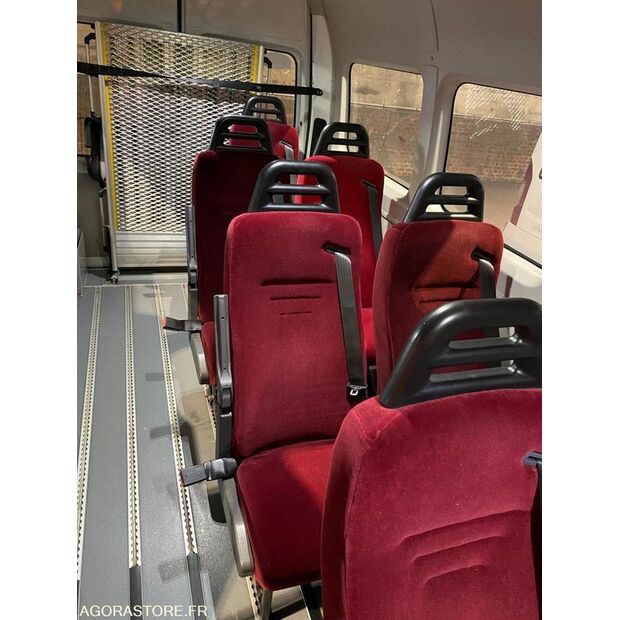 2018 رينو Master RT-45127931