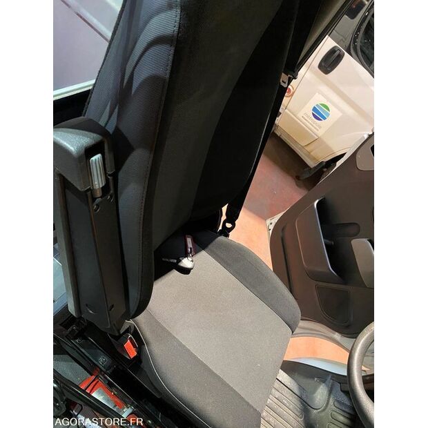 2018 رينو Master RT-45127935