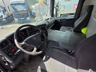 2014-scania-p250-1409171-45127955