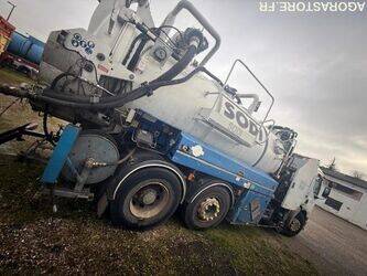 2005-renault-premium-1409174-45128010