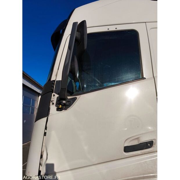 2020 Volvo FH-45128059