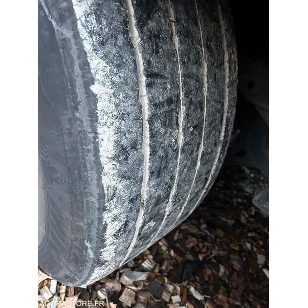 2015 كرون-45128104