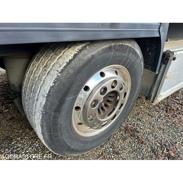 2015 كرون-45128111