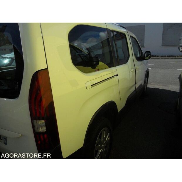 2020 بيجو RIFTER-45128140