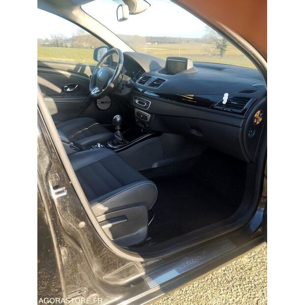 2015 رينو Megane-45128187