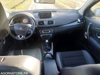 2015-renault-megane-1409192-45128188