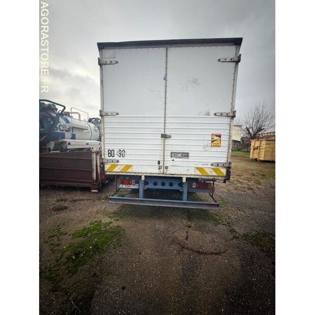 1990 Renault M160-45128229