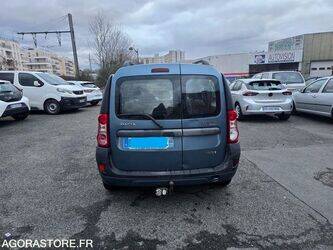 2008-dacia-logan-1409198-45128235