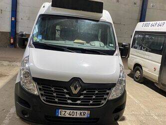 صورة ل مركبات 2018 رينو Master RT