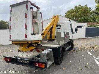 2014-nissan-cabstar-1409220-45128426