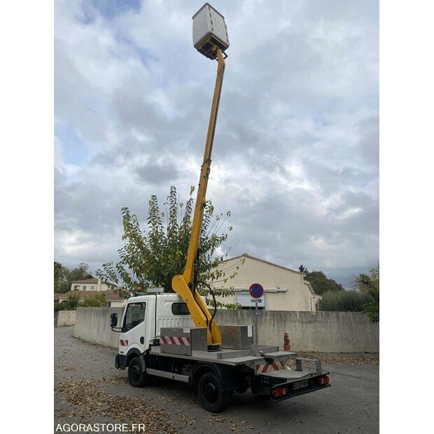 2014 NISSAN Cabstar-45128428