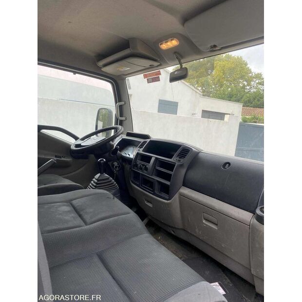 2014 NISSAN Cabstar-45128430