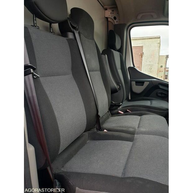 2014 NISSAN NV400-45128437