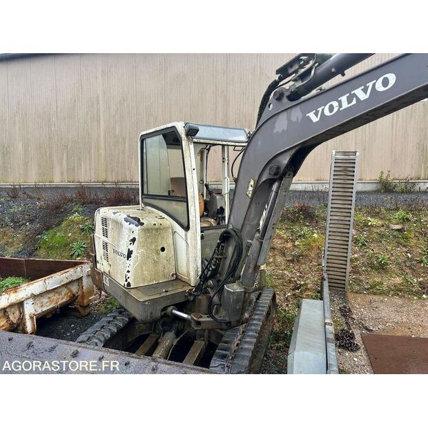 2002 فولفو EC35-45128462