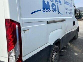 iveco-daily-35-150-1409229-45128487