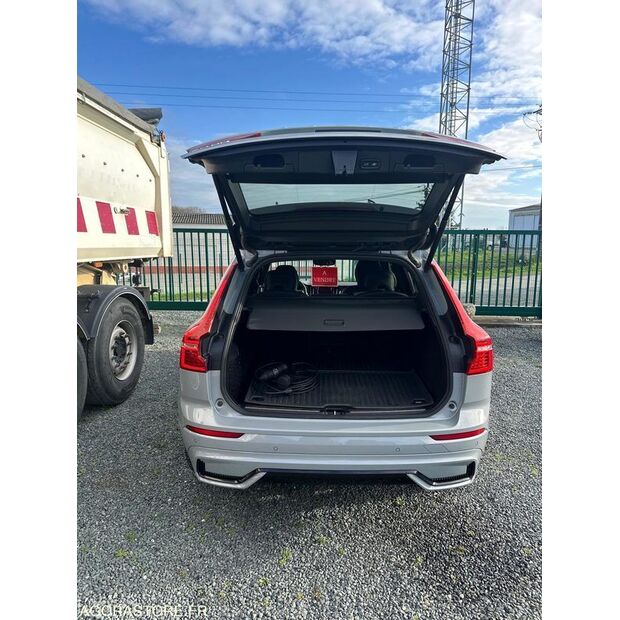 2023 Volvo XC60-45128648