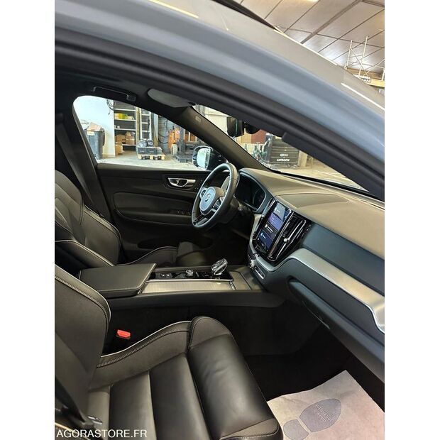 2023 Volvo XC60-45128649