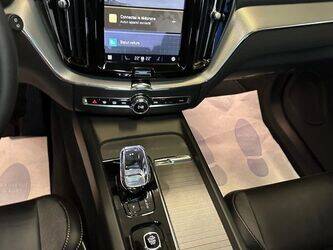 2023-volvo-xc60-45128652